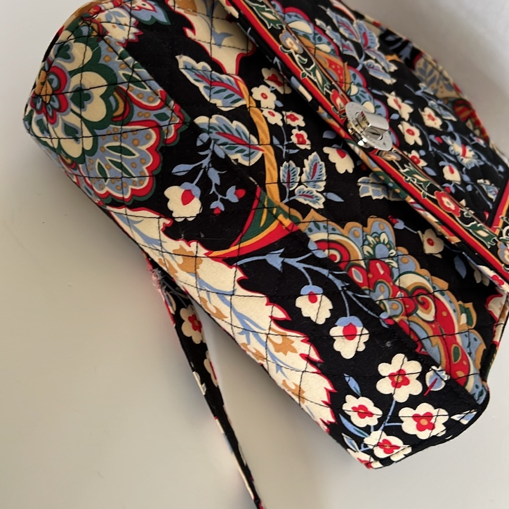 Vera Bradley Julia Versailles Pattern Top Handle & Convertible Detachable Strap - Picture 5 of 16